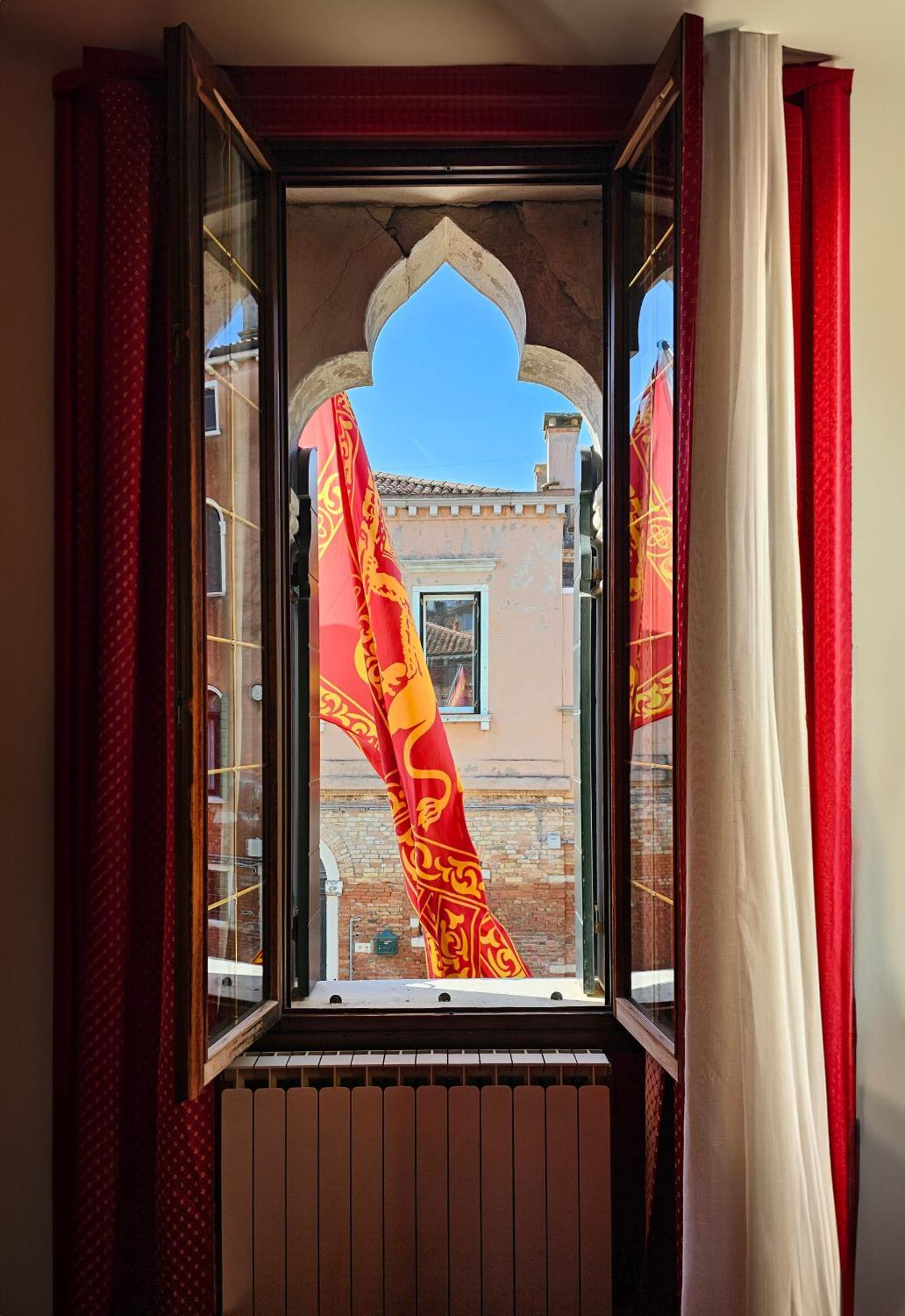 Messner Palace Venice Exterior photo