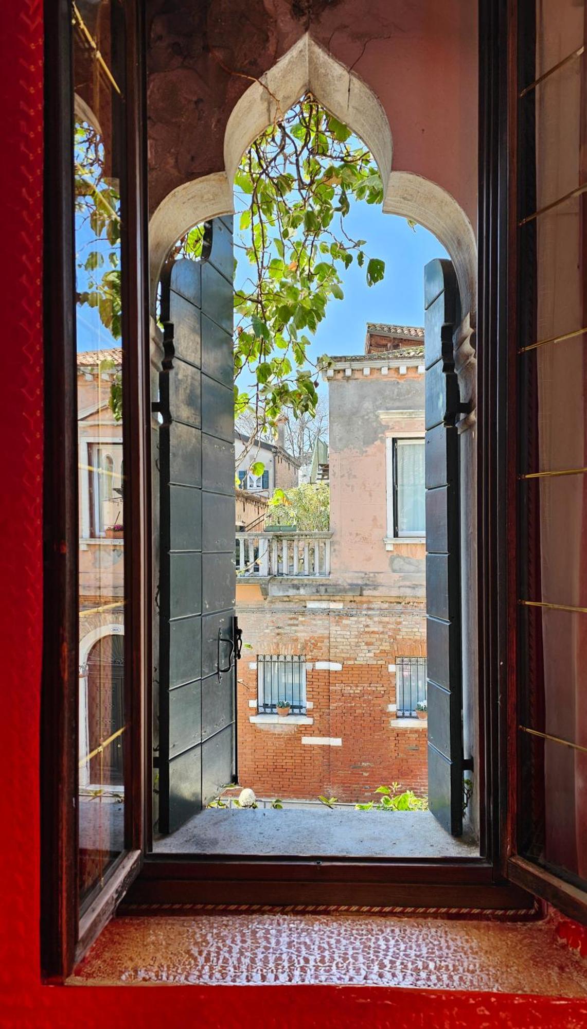 Messner Palace Venice Exterior photo