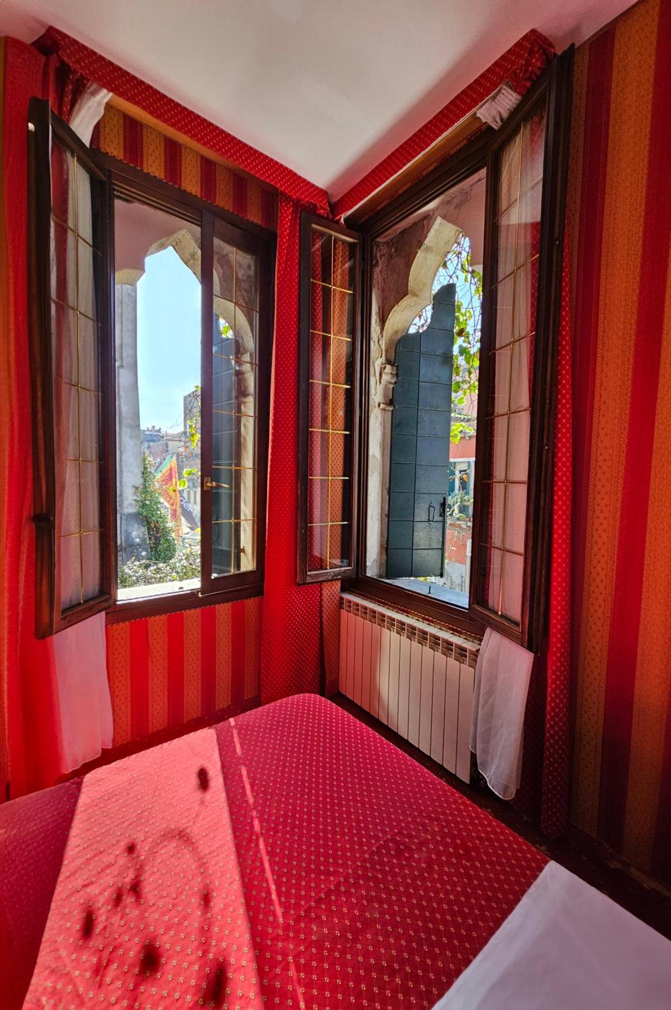 Messner Palace Venice Exterior photo